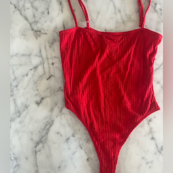 Red Revamped Ribbed Square-neck bodysuit - Picture 2 of 5